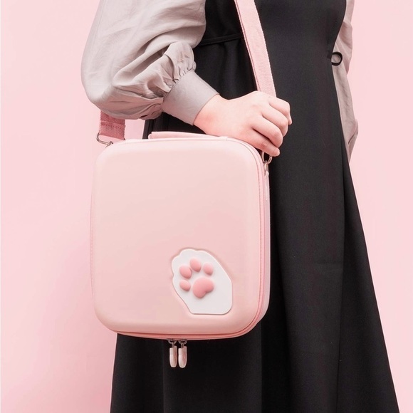 GeekShare Carrying Case Compatible with Nintendo Switch Travel System Case - Picture 1 of 3